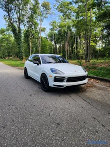 porsche cayenne s 2020