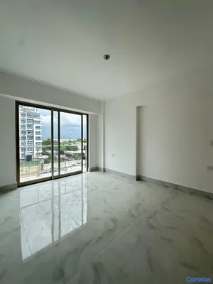 apartamentos - Urbanisacion Real tu apto nuevo en de 3 baicioned con
baños piso alto us 2,000 6