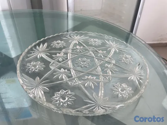 cocina - mesa,butaca para fesayunador,sillas Tifani y mesas redondas platos y más  10