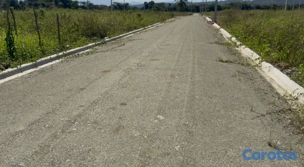 solares y terrenos - VENDO SOLARES en Residencial Comprés,La Vega RD 9