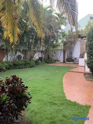 casas - Casa de 4 habitaciones 3 baños en alquiler en Bell 6