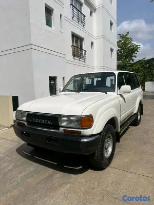 jeepetas y camionetas - Toyota land cruicer 1991 2