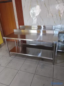 mesa 6 pies acero 