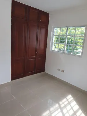 apartamentos - Vendo apartamento en la urbanización Costa Verde,  residencial cerrado.
 4