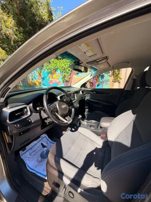 jeepetas y camionetas - VENDO KIA SORENTO 2016 4