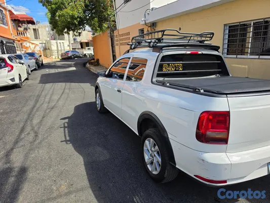 jeepetas y camionetas - Volkswagen saveiro 2023 17