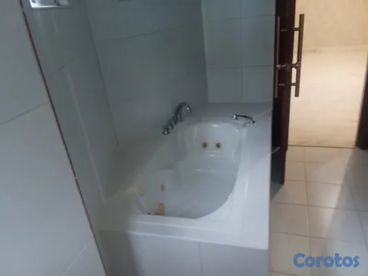 apartamentos - APARTAMENTO EN VENTA Y ALQUILER – BELLA VISTA SUR. 5