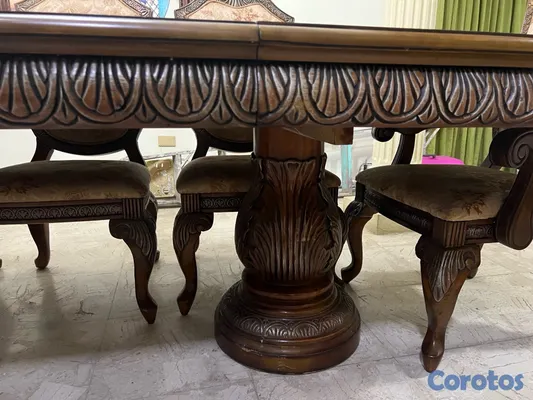 muebles y colchones - Comedor de madera importada con 8 sillas – RD$55,000 11