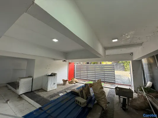 oficinas y locales comerciales - Local comercial en renta – Primer nivel, La Zurza, Santiago US 1,900 2