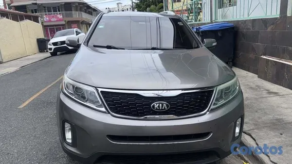 jeepetas y camionetas - Kia Sorento EX 2015 en venta — RD$550,000 negociab 4