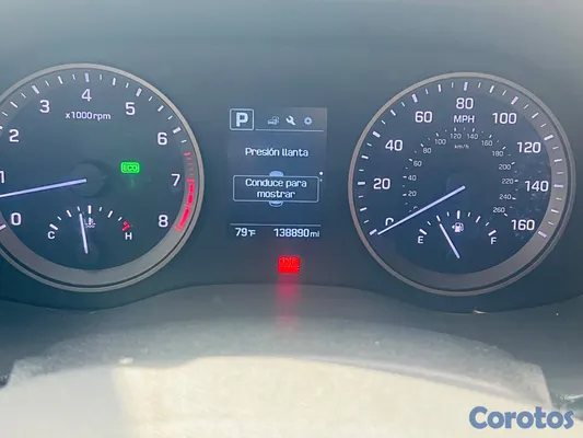 jeepetas y camionetas - Vendo Hyundai Tucson 2016 uso personal  3