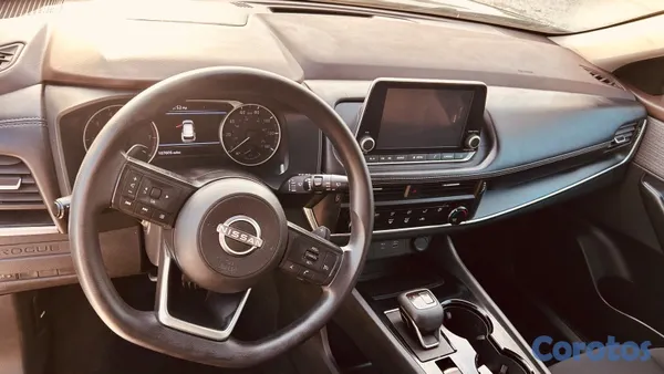 jeepetas y camionetas - Nissan Rouge 2023
 americana, recién importada  9