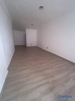 oficinas y locales comerciales - Local comercial de 70mt en alquiler en Mira Flores 6