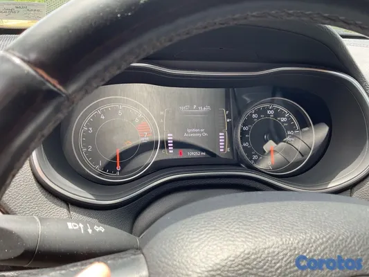 jeepetas y camionetas - 2020 Jeep Cherokee Lattitude 4WD con full power y mantenimiento al día 6