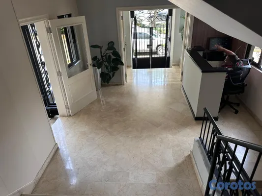 apartamentos - Amplio Apartamento con Línea Blanca en Alquiler 4