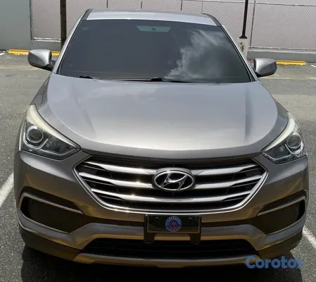 jeepetas y camionetas - Hyundai Santa Fe Sport 2018 2.4 L 6
