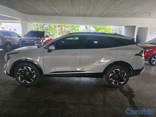 jeepetas y camionetas - Kia Sportage SX Prestige Americana 2023. 14
