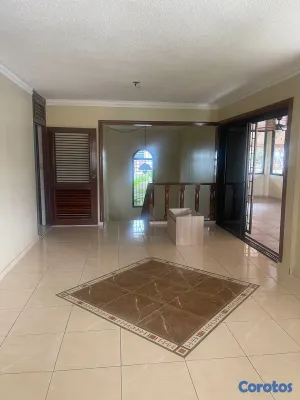 casas - Casa en Alquiler – Ideal para Negocio u Oficina Ub 20