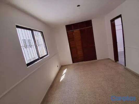 casas - Casa de 2 niveles en residencial cerrado en El Mil 14