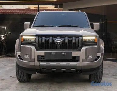 TOYOTA LAND CRUISER PRADO LUXURY 2025 - 5,000 km d