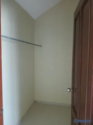 casas - casa de 2 niveles en venta  5