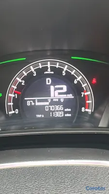 jeepetas y camionetas - Honda CRV 2019 RD$1,350,000 neg. oportunidad  7