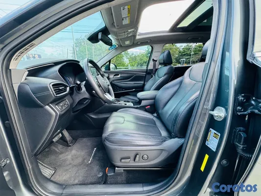 jeepetas y camionetas - HYUNDAI SANTA FE SEL 2020 8
