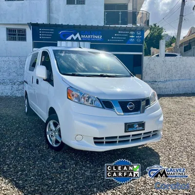 jeepetas y camionetas - Nissan Nv200 2️⃣0️⃣2️⃣0️⃣americana Clean CarFax 
 10