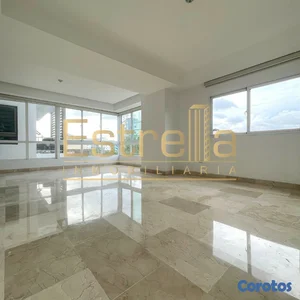 Apartamento en alquiler. 