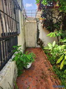 Alquiler de casa esquina en San Gerónimo 