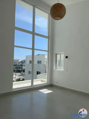 penthouses - Amplio Penthouse en Renta  de 3 Habitaciones + Ter 2