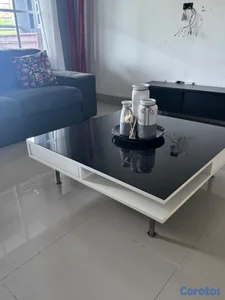 MESA DE CENTRO CUADRADA