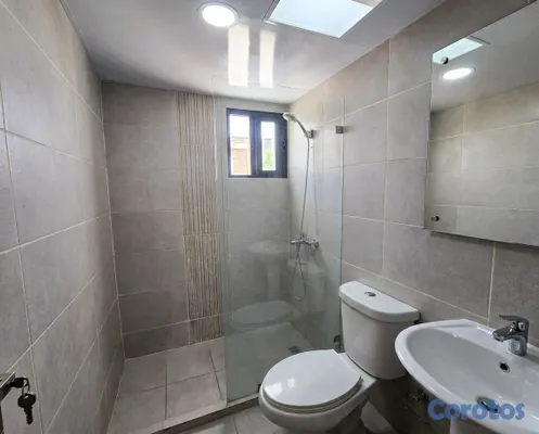 apartamentos - Rento apto. En Arroyo Hondo detrás del sup. Nacional  12