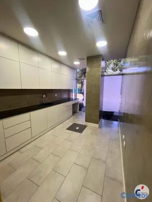 apartamentos - NEWLY RENOVATED COMMERCIAL SPACE FOR RENT IN PUNTA 10