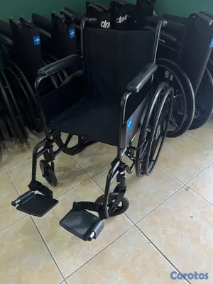 Salud y Equipamiento Médico - Silla de Ruedas Buenas Condiciones | Delivery 3