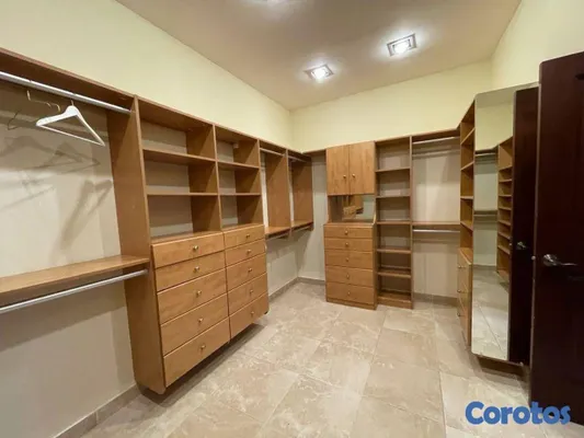 casas - Casa de 4 habitaciones 4 baños en alquiler en Cues 6