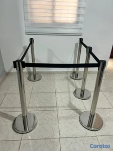 separadores de fila con cinta negra 