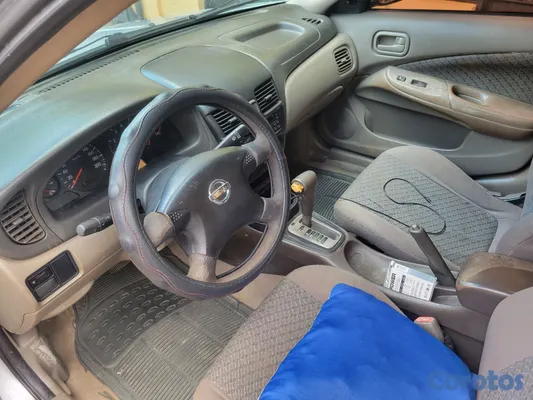 carros - Nissan Sentra B15 2005  5