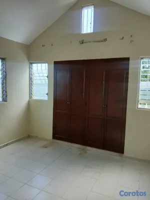 casas - casa de 2 niveles en venta  8