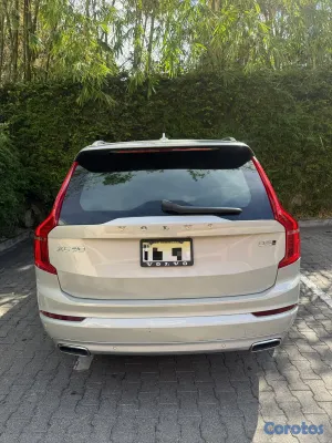 jeepetas y camionetas - Volvo XC90 Momentum D5 4