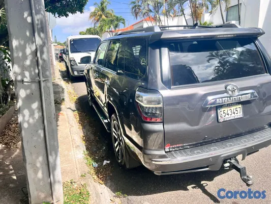 jeepetas y camionetas - Toyota 4runner limited 2015 7