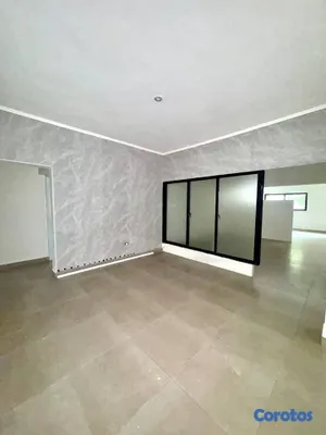 casas - Casa comercial de 280mt2 en alquiler en Viejo Arro 15