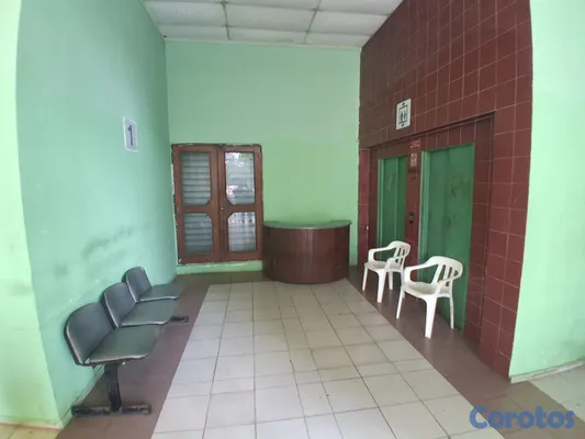 oficinas y locales comerciales - vendo oficina en villa juana v centenario torre profesional NEG. sirv par podcat 8