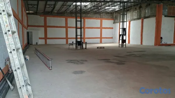 otros inmuebles - Alquilo Nave 970 mts en los girasoles  av monument 6