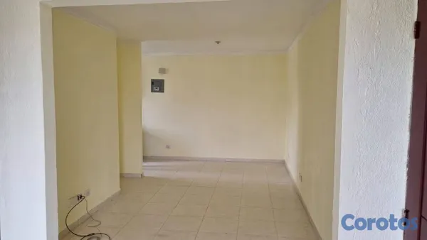 apartamentos - SE VENDE / TRASPASA Apartamento en San Isidro 2