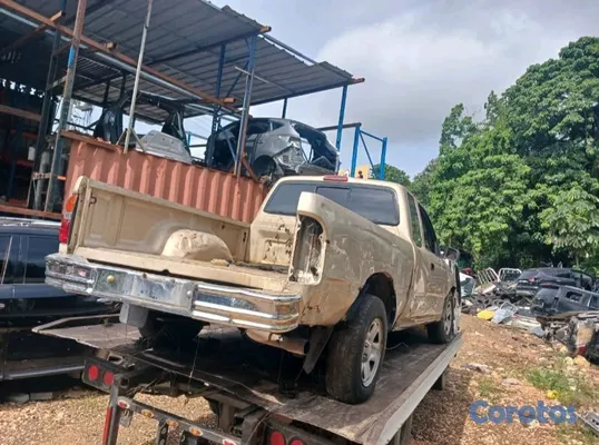 jeepetas y camionetas - Toyota Tacoma para partes y piezas  2