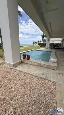 apartamentos - JOYA ÚNICA EN CAP CANA | Primera Línea de Mar con  10