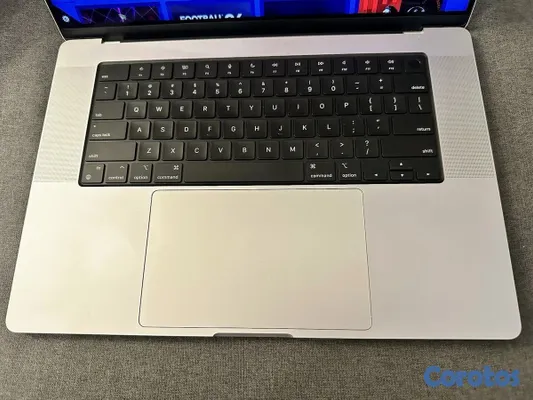 computadoras y laptops - Macbook M1 Pro 1Tb 16 pulgada 5