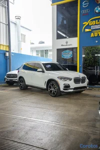 BMW X5 Sdrive40i 2020 Clean Carfax 