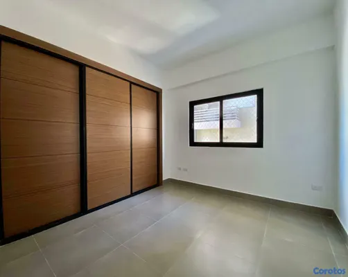 apartamentos - Apartamento en Alquiler con línea blanca y shutter 2